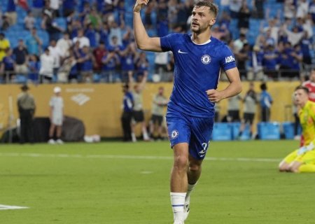 Chelsea goleia Benfica e encara o Palmeiras nas quartas nos EUA