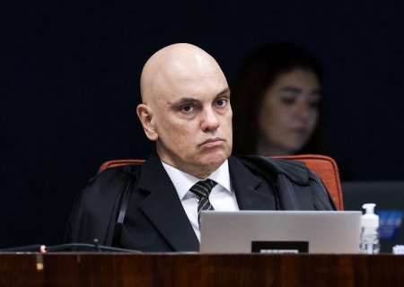 Moraes quer reabrir inquérito contra Valdemar Costa Neto por golpe