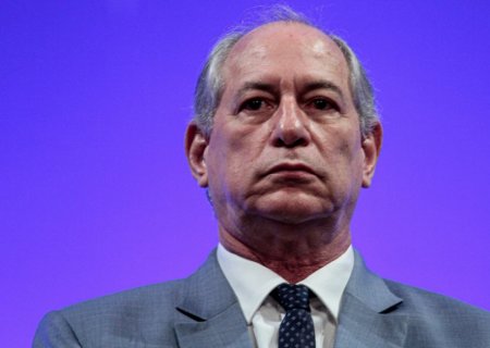 Com destino incerto, Ciro Gomes deixa o PDT e tem PSDB e União como alternativas