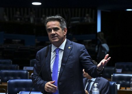 Ciro Nogueira e Eduardo Bolsonaro se falam por telefone após embate nas redes: ‘Tudo resolvido’
